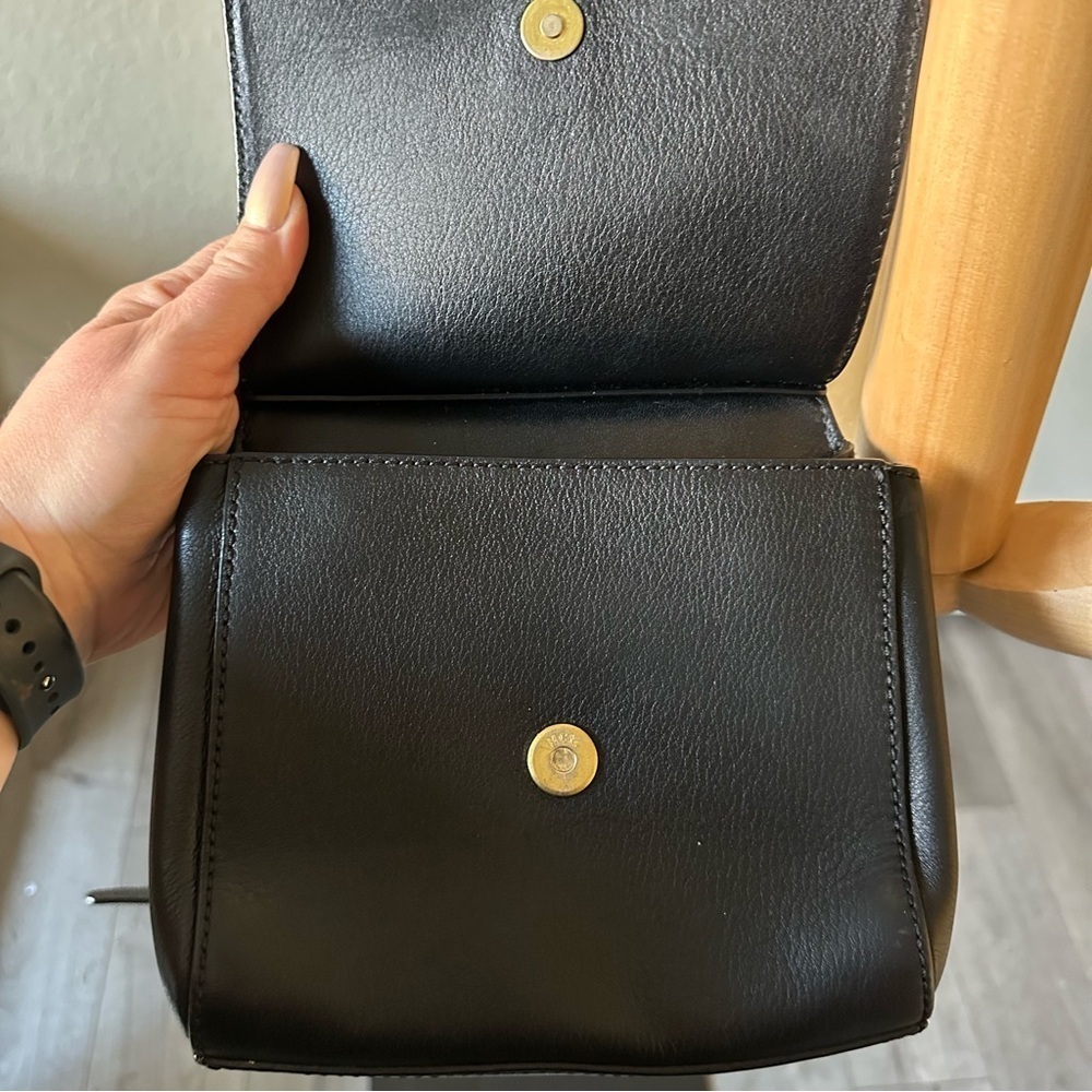 💎MCM SNAKE SKIN LEATHER CROSSBODY BAG💎 - Picture 6 of 11